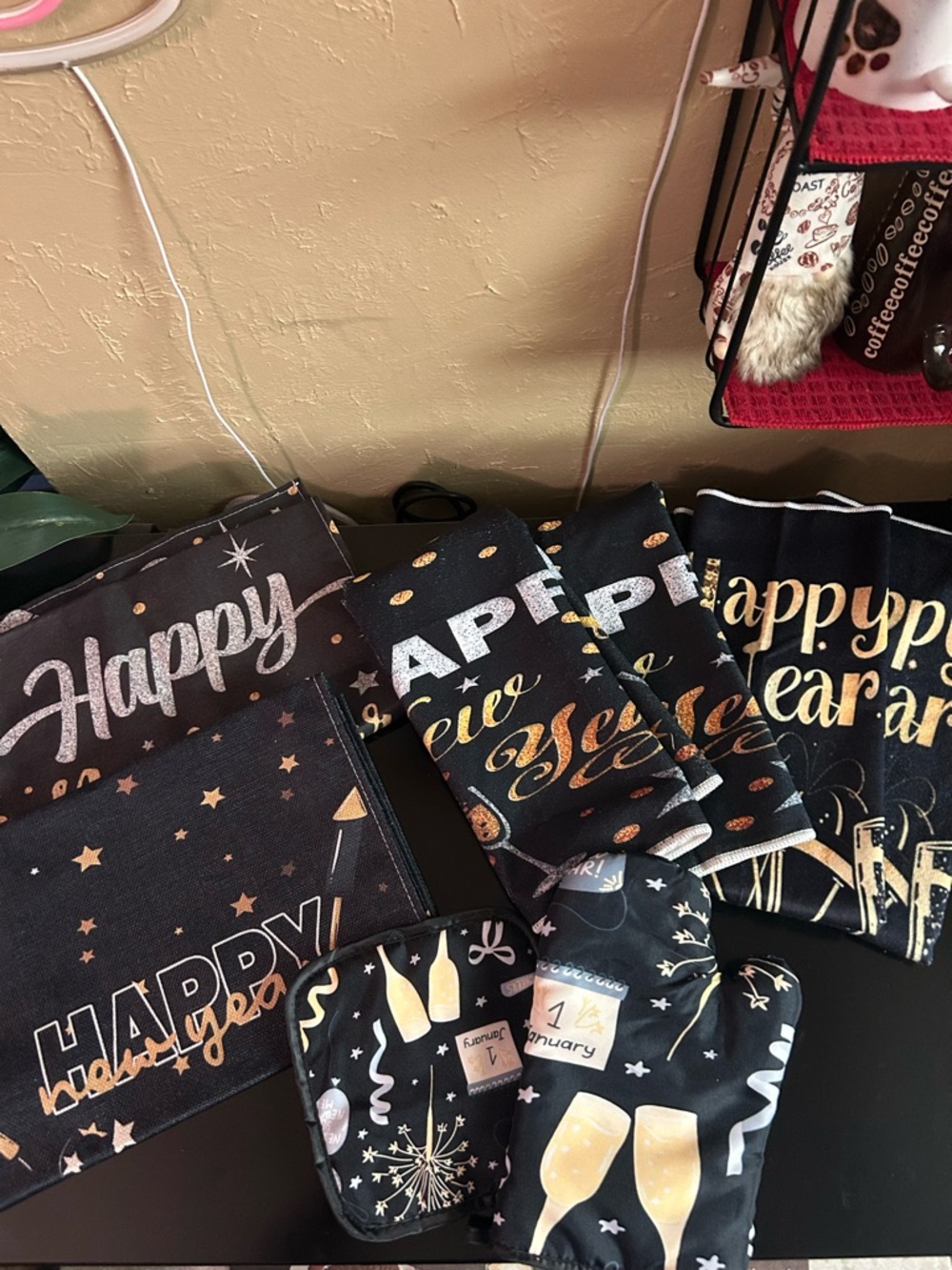 New Years kitchen set